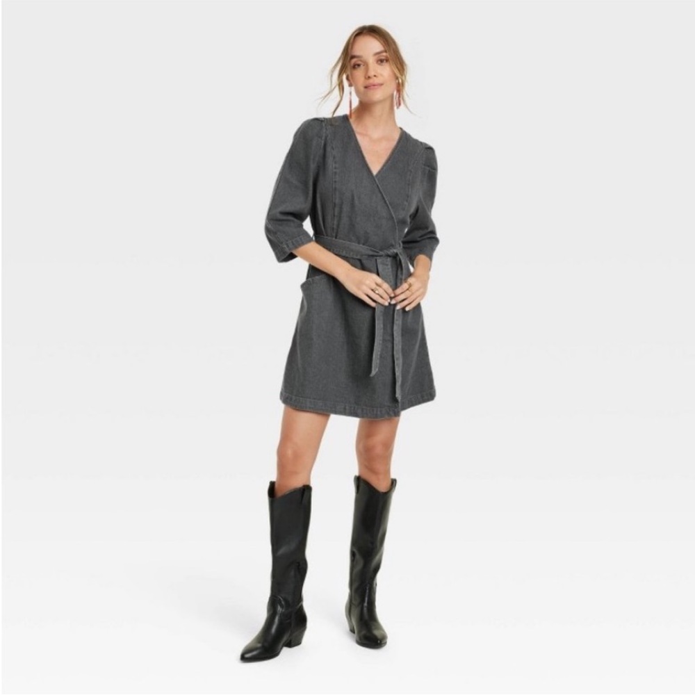 NWOT Dress Puff Short Sleeve Denim Wrap Dress
- Universal Thread Gray,  Large